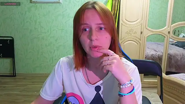 DanaMartina online show from 10-08-25, 02:47