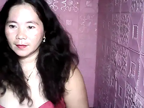 hotpusie 4u online show from 11-05-25, 04:40