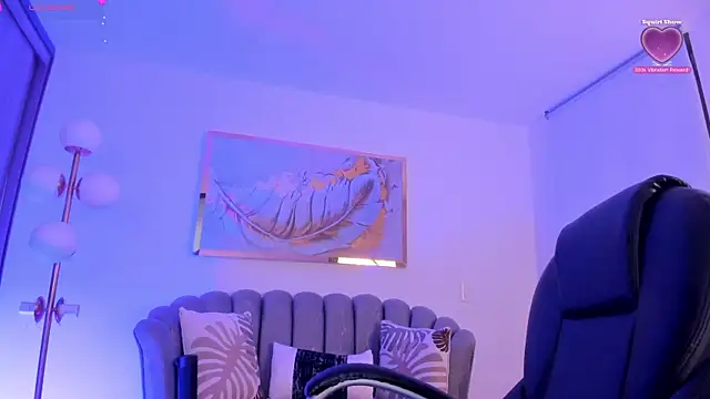 ZoePresleyX online show from 12-20-25, 11:56