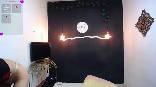 Snapshot of SexyKataShow chatting on 09-20-25, 02:01 SexyKataShow online show from 09-20-25, 02:01