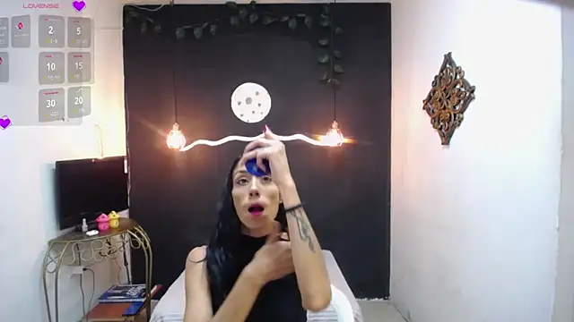 Snapshot of SexyKataShow chatting on 09-26-25, 10:47 SexyKataShow online show from 09-26-25, 10:47