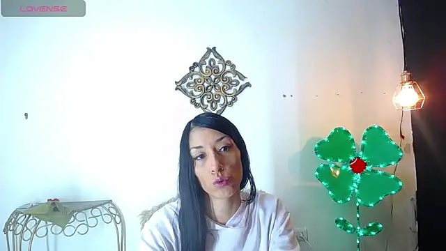 Snapshot of SexyKataShow chatting on 11-22-25, 03:49 SexyKataShow online show from 11-22-25, 03:49