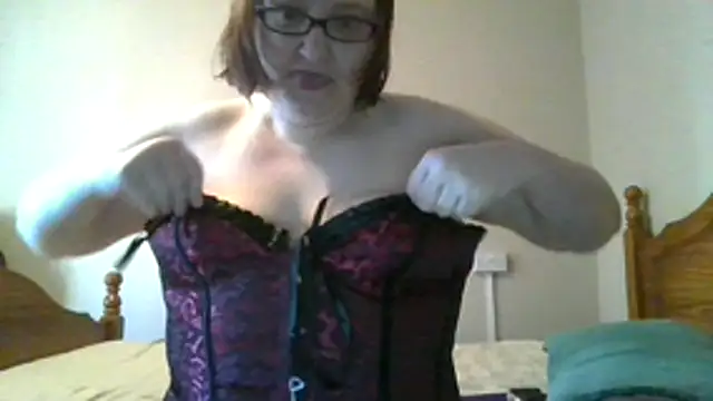 Snapshot of jukesy99 chatting on 11-25-25, 10:15 jukesy99 online show from 11-25-25, 10:15