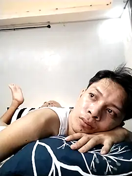 Snapshot of urpinoyasian chatting on 11-09-25, 12:25 urpinoyasian online show from 11-09-25, 12:25