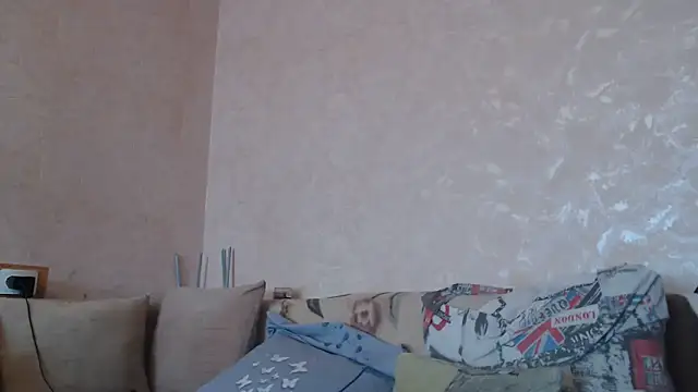 Amy August online show from 02-19-25, 11:06