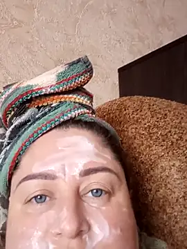 Amy August online show from 12-05-25, 09:18