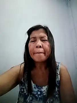 Snapshot of TropicalFlower chatting on 12-18-25, 03:01 TropicalFlower online show from 12-18-25, 03:01