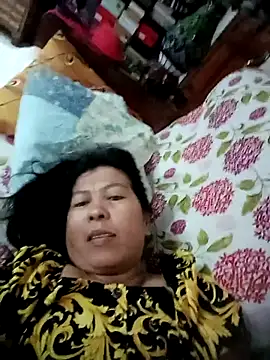 Snapshot of TropicalFlower chatting on 02-11-26, 09:53 TropicalFlower online show from 02-11-26, 09:53