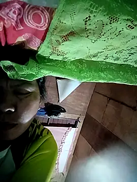 Snapshot of TropicalFlower chatting on 02-15-26, 08:38 TropicalFlower online show from 02-15-26, 08:38