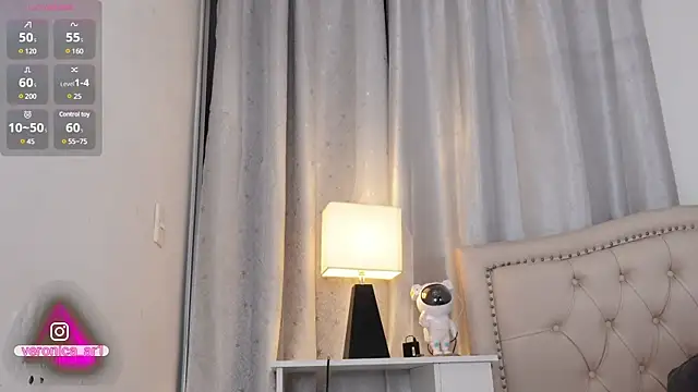 Snapshot of Veronica_ar chatting on 12-30-24, 12:11 Veronica ar online show from 12-30-24, 12:11