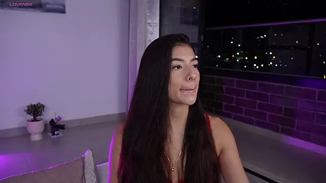 Snapshot of Veronica_ar chatting on 03-08-25, 02:55 Veronica ar online show from 03-08-25, 02:55