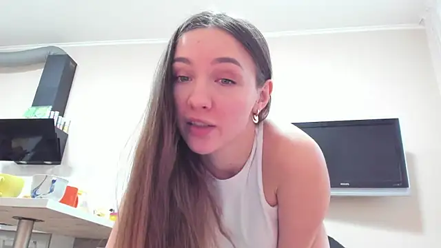 Snapshot of Naughty_Molly chatting on 12-16-24, 11:12 Naughty Molly online show from 12-16-24, 11:12