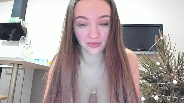 Snapshot of Naughty_Molly chatting on 01-11-25, 06:12 Naughty Molly online show from 01-11-25, 06:12