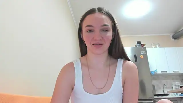 Snapshot of Naughty_Molly chatting on 02-27-25, 05:36 Naughty Molly online show from 02-27-25, 05:36