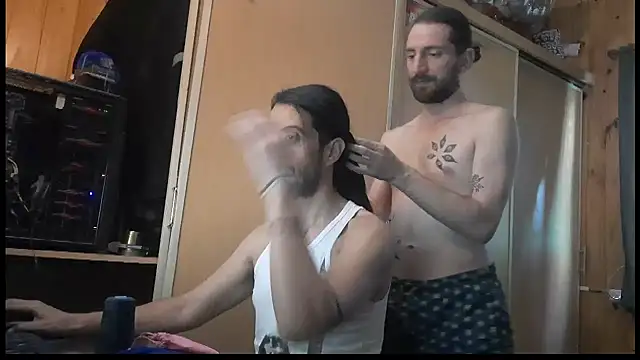 Snapshot of Paniawa chatting on 03-28-26, 09:36 Paniawa online show from 03-28-26, 09:36