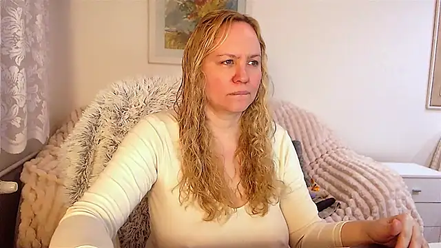 Sarah4you online show from 01-12-25, 04:08