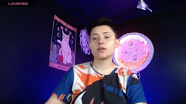 girl intense444 online show from 11-11-25, 01:00