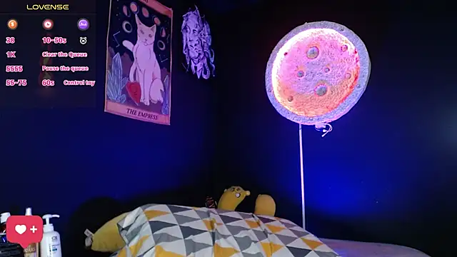 girl intense444 online show from 11-27-25, 01:13