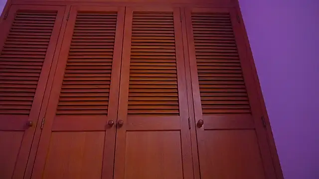 bella adams  online show from 01-12-26, 12:16