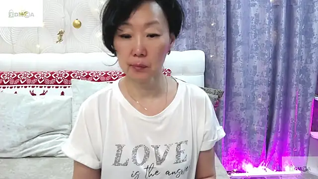 Snapshot of Asian_legs chatting on 01-11-25, 08:11 Asian legs online show from 01-11-25, 08:11