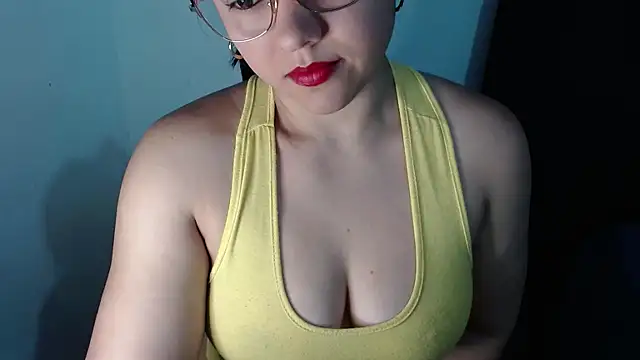 Snapshot of lizbodu chatting on 10-07-25, 10:40 lizbodu online show from 10-07-25, 10:40