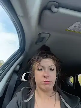 Snapshot of jizzyunit chatting on 11-07-25, 03:23 jizzyunit online show from 11-07-25, 03:23