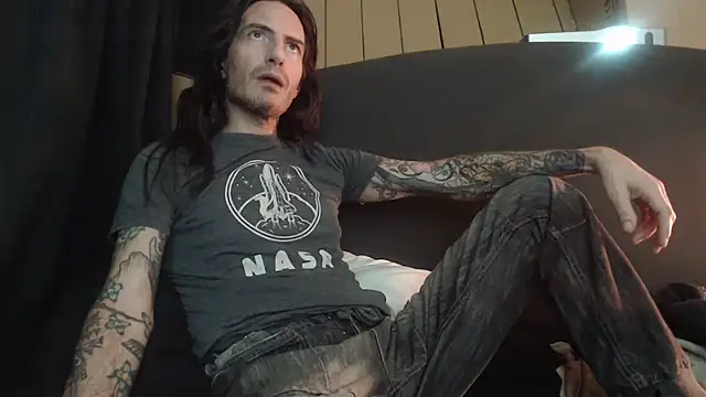 Bailey39 online show from 03-14-25, 11:43