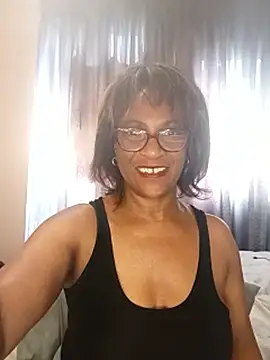 Hotgrannyx online show from 12-18-25, 03:07