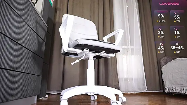 Snapshot of Amina_Key chatting on 01-16-26, 02:32 Amina Key online show from 01-16-26, 02:32