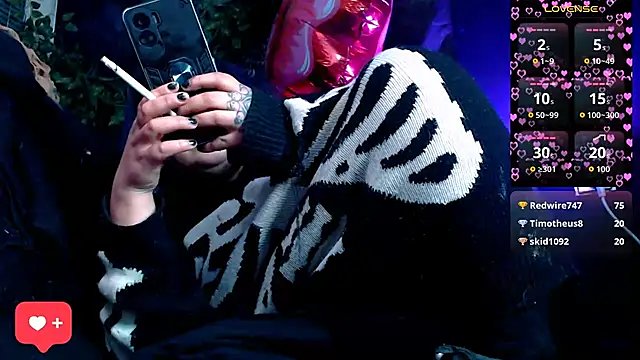 Snapshot of Psychobitch7 chatting on 02-11-26, 10:15 Psychobitch7 online show from 02-11-26, 10:15