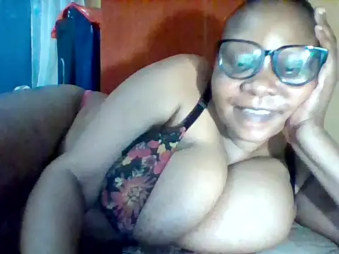 Snapshot of Africangal chatting on 02-22-26, 08:51 Africangal online show from 02-22-26, 08:51