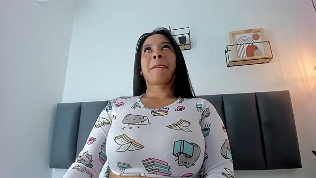 MaraOwen  online show from 02-11-26, 12:10