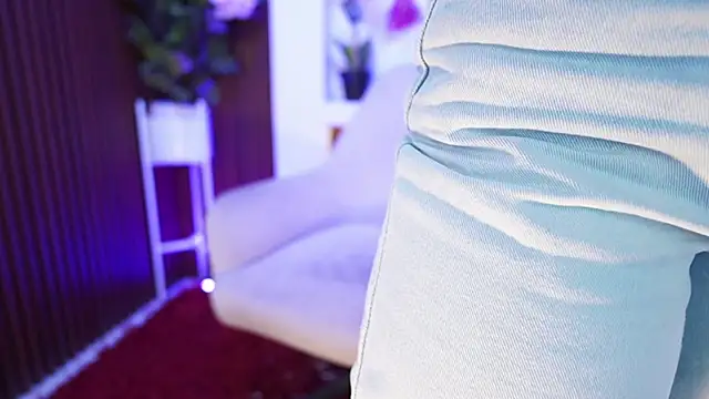 MaddyWattson online show from 10-11-25, 11:42