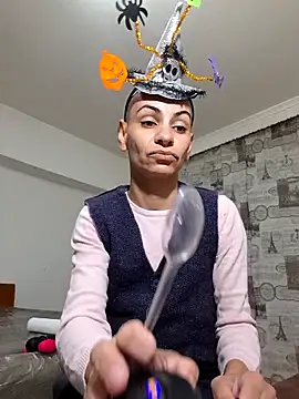 hotSANDRA STARR online show from 10-13-25, 04:29