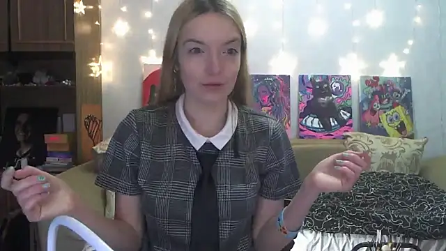 Snapshot of SecretSophia chatting on 01-09-25, 02:29 SecretSophia online show from 01-09-25, 02:29