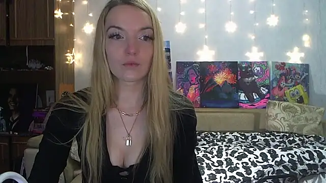 Snapshot of SecretSophia chatting on 01-26-25, 01:31 SecretSophia online show from 01-26-25, 01:31