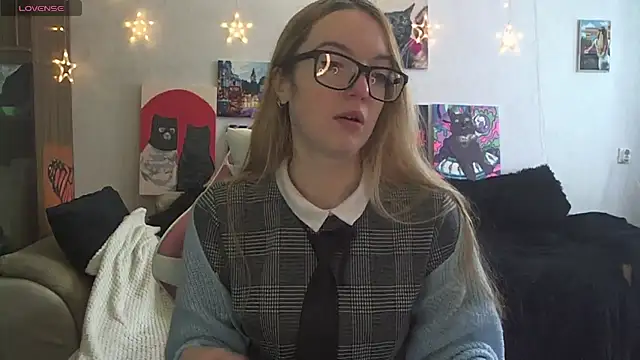 SecretSophia online show from 02-24-26, 10:35