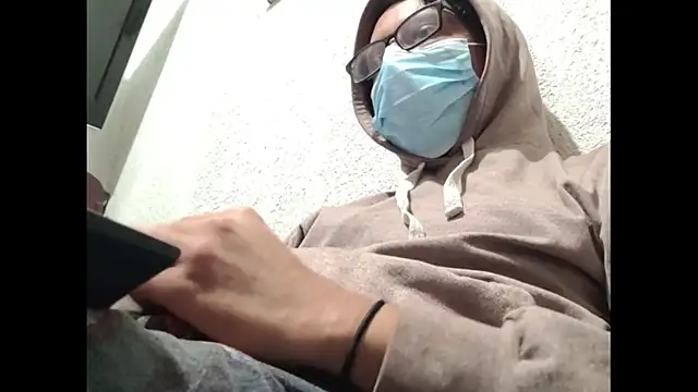 Snapshot of HardestPepe chatting on 12-03-24, 04:14 HardestPepe online show from 12-03-24, 04:14