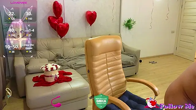 Rabbits couplee online show from 02-13-25, 06:27