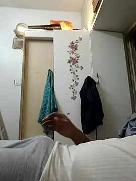 Snapshot of raji9290 chatting on 02-05-26, 12:37 raji9290 online show from 02-05-26, 12:37