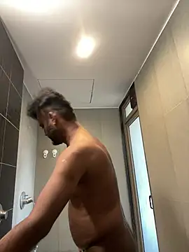 Snapshot of HIMSEXY chatting on 01-06-25, 04:04 HIMSEXY online show from 01-06-25, 04:04