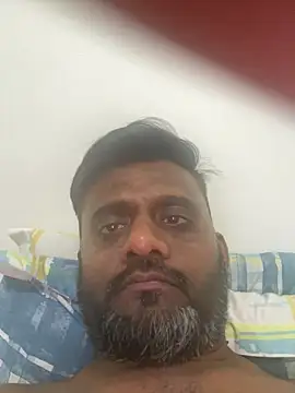 Snapshot of HIMSEXY chatting on 02-12-25, 04:11 HIMSEXY online show from 02-12-25, 04:11