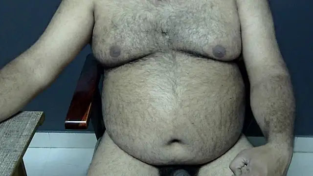 hairysubcub 70 online show from 02-18-25, 01:22
