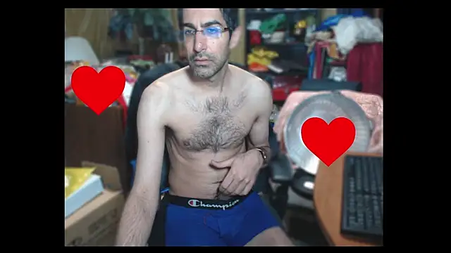 Snapshot of Gsmile1 chatting on 01-04-25, 04:32 Gsmile1 online show from 01-04-25, 04:32