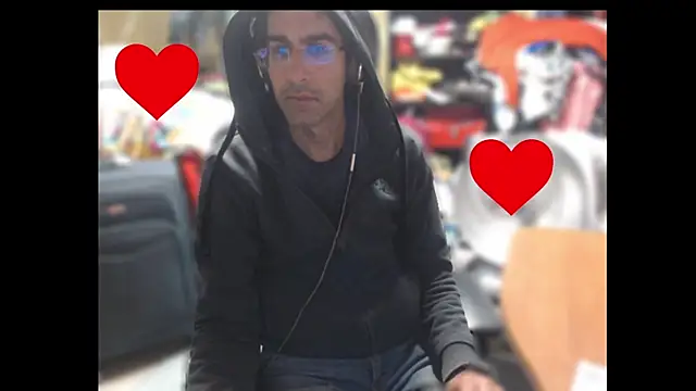 Snapshot of Gsmile1 chatting on 02-11-25, 08:42 Gsmile1 online show from 02-11-25, 08:42