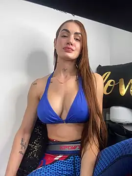 Snapshot of SofiaCarter chatting on 12-13-24, 03:05 SofiaCarter online show from 12-13-24, 03:05