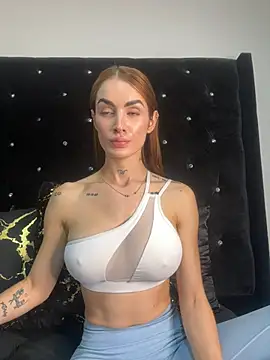 Snapshot of SofiaCarter chatting on 12-21-24, 02:52 SofiaCarter online show from 12-21-24, 02:52