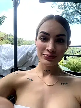 Snapshot of SofiaCarter chatting on 03-02-25, 05:04 SofiaCarter online show from 03-02-25, 05:04