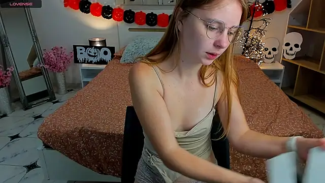 CharmedDoll online show from 10-18-25, 12:28