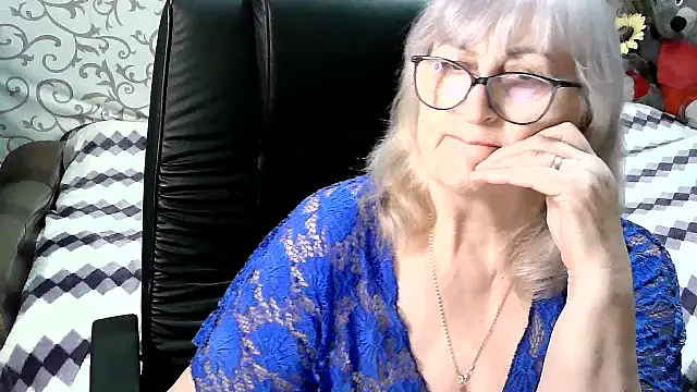LolkaAlyss online show from 03-18-25, 02:36